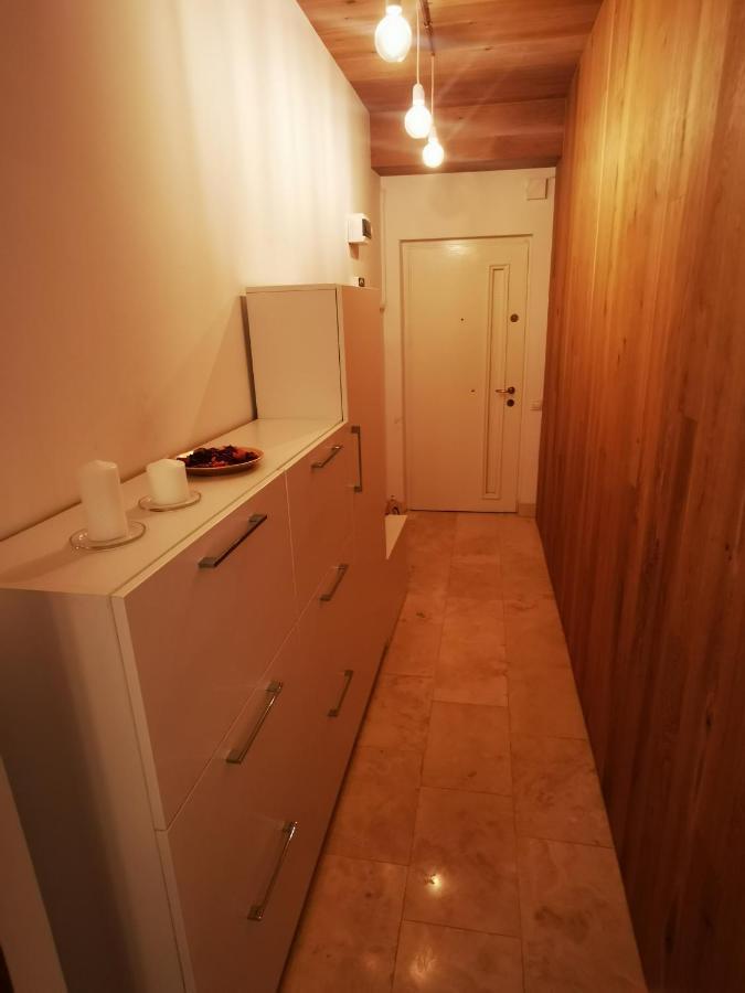 Diana'S Place Downtown Hotel Bucharest Luaran gambar